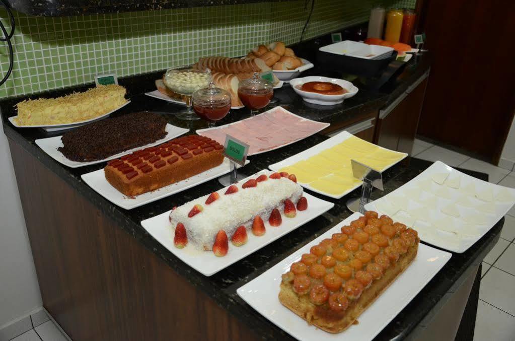 Araucaria Hotel Business - 마링가 외부 사진